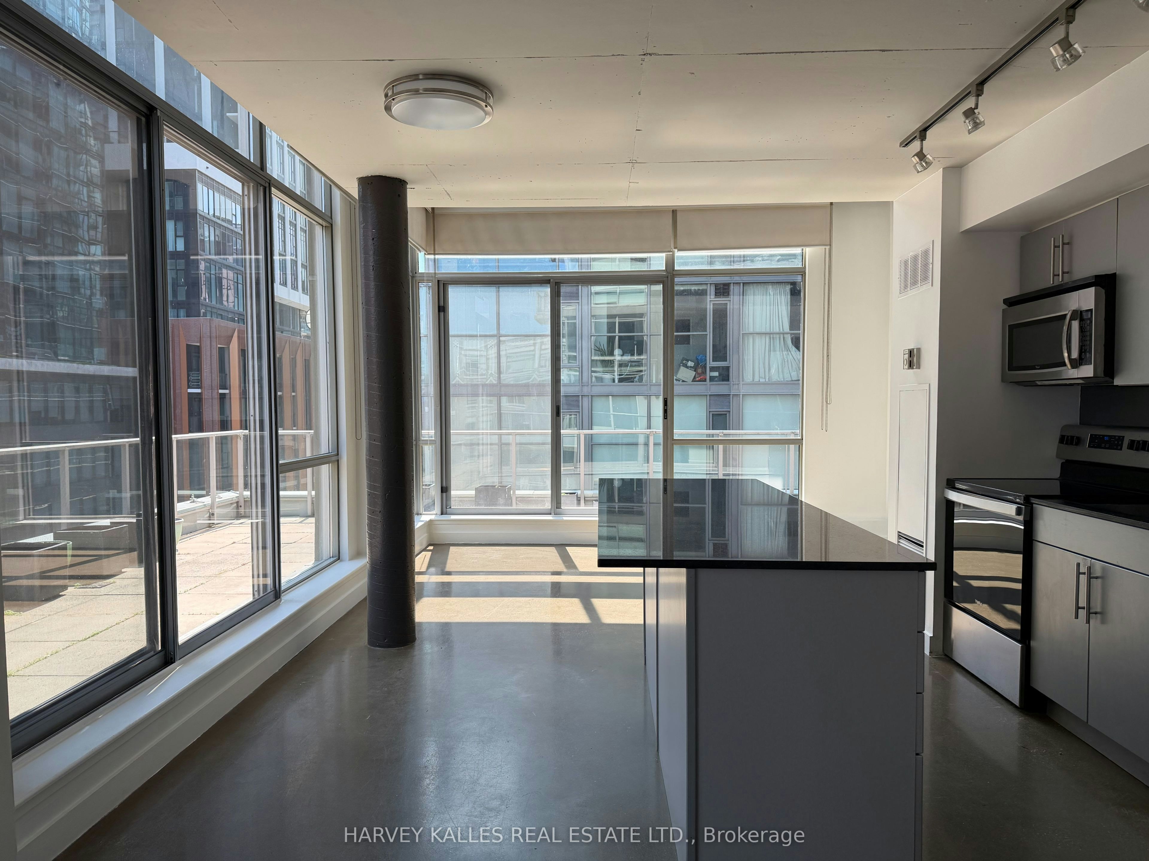 704-36 Charlotte Street, Toronto, ON, M5V 3P7 - 8