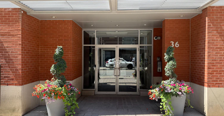 704-36 Charlotte Street, Toronto, ON, M5V 3P7 - 5