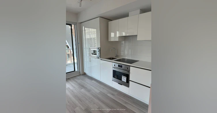 1820-230 Simcoe Street, Toronto, ON, M5T 0G7 - 2