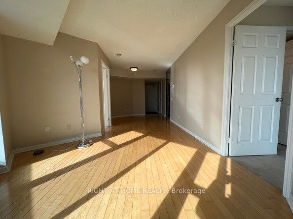 503-30 Harrison Garden Boulevard, Toronto, ON, M2N 7A9 - 2