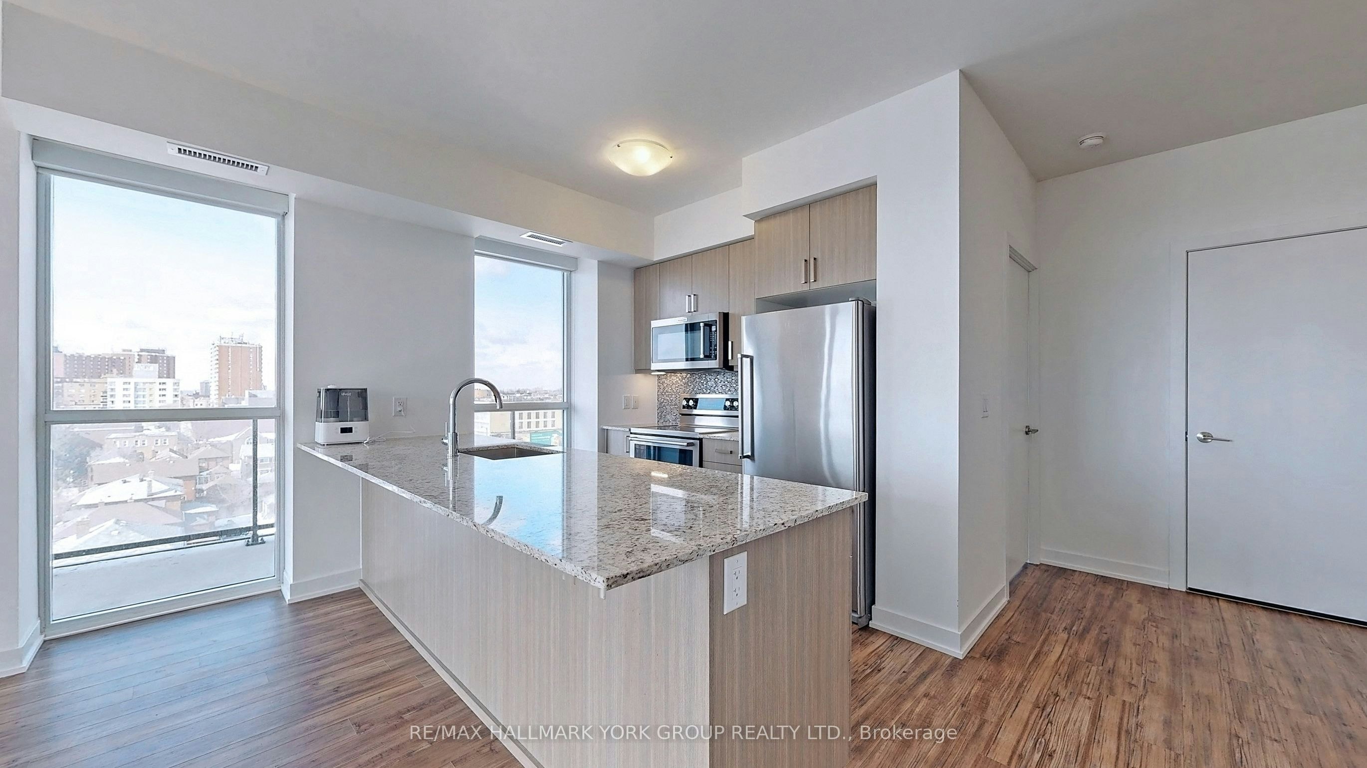 705-1603 Eglinton Avenue W, Toronto, ON, M6E 0A1 - 4