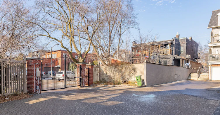 1019A College Street, Toronto, ON, M6H 1A8 - 41