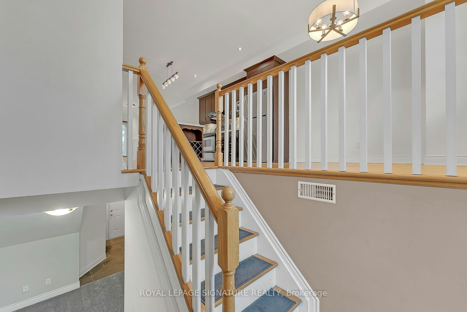 1019A College Street, Toronto, ON, M6H 1A8 - 2