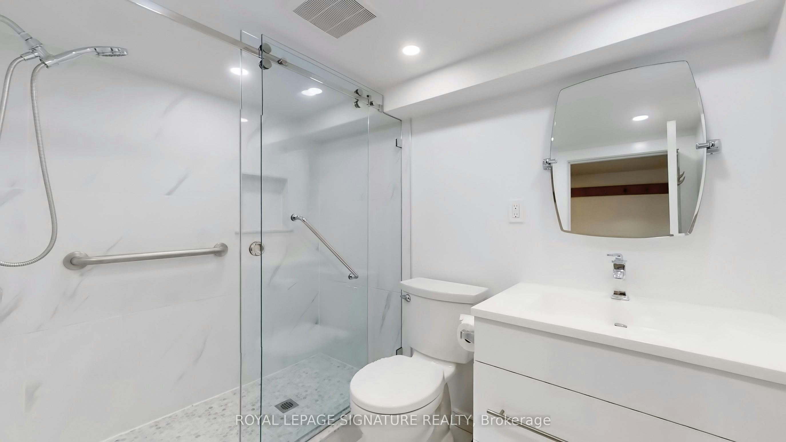Lower-247 Palmerston Avenue, Toronto, ON, M6J 2J3 - 9