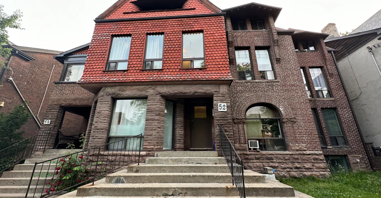 407-52 Metcalfe Street, Toronto, ON, M4X 1R8