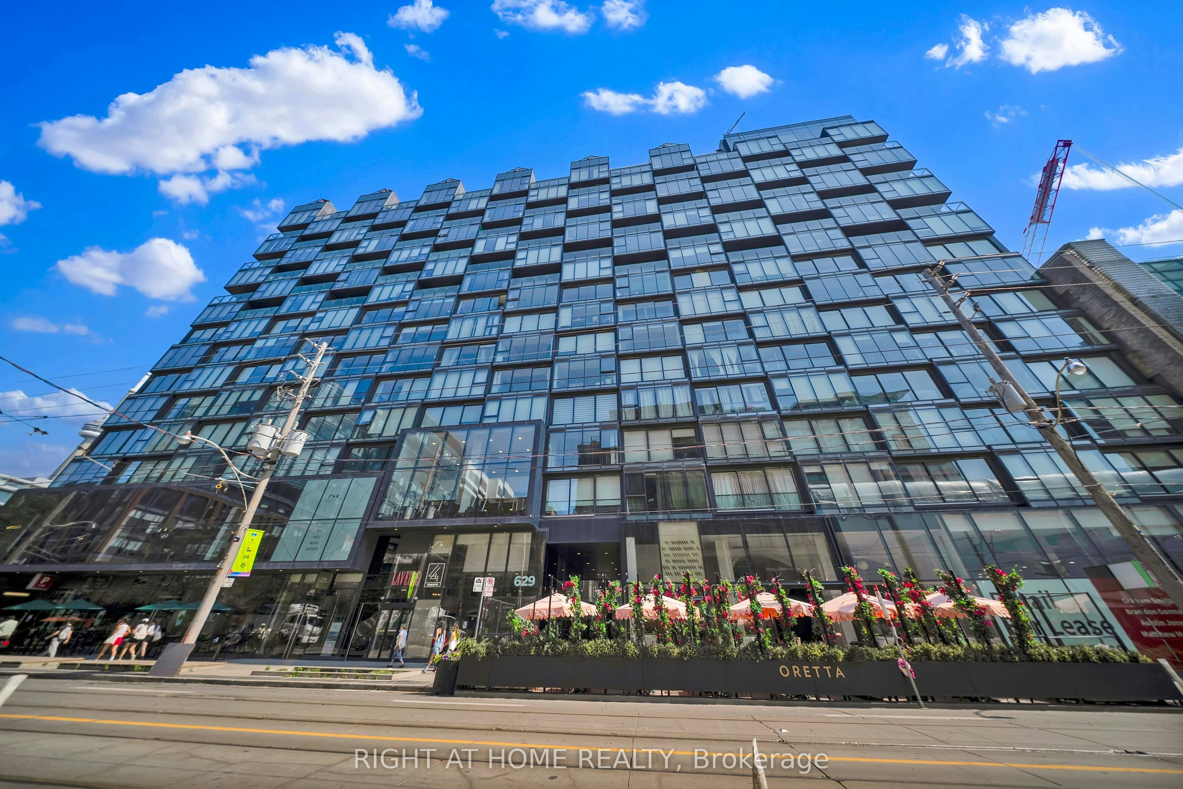 625-629 King Street W, Toronto, ON, M5V 1M5 - 2