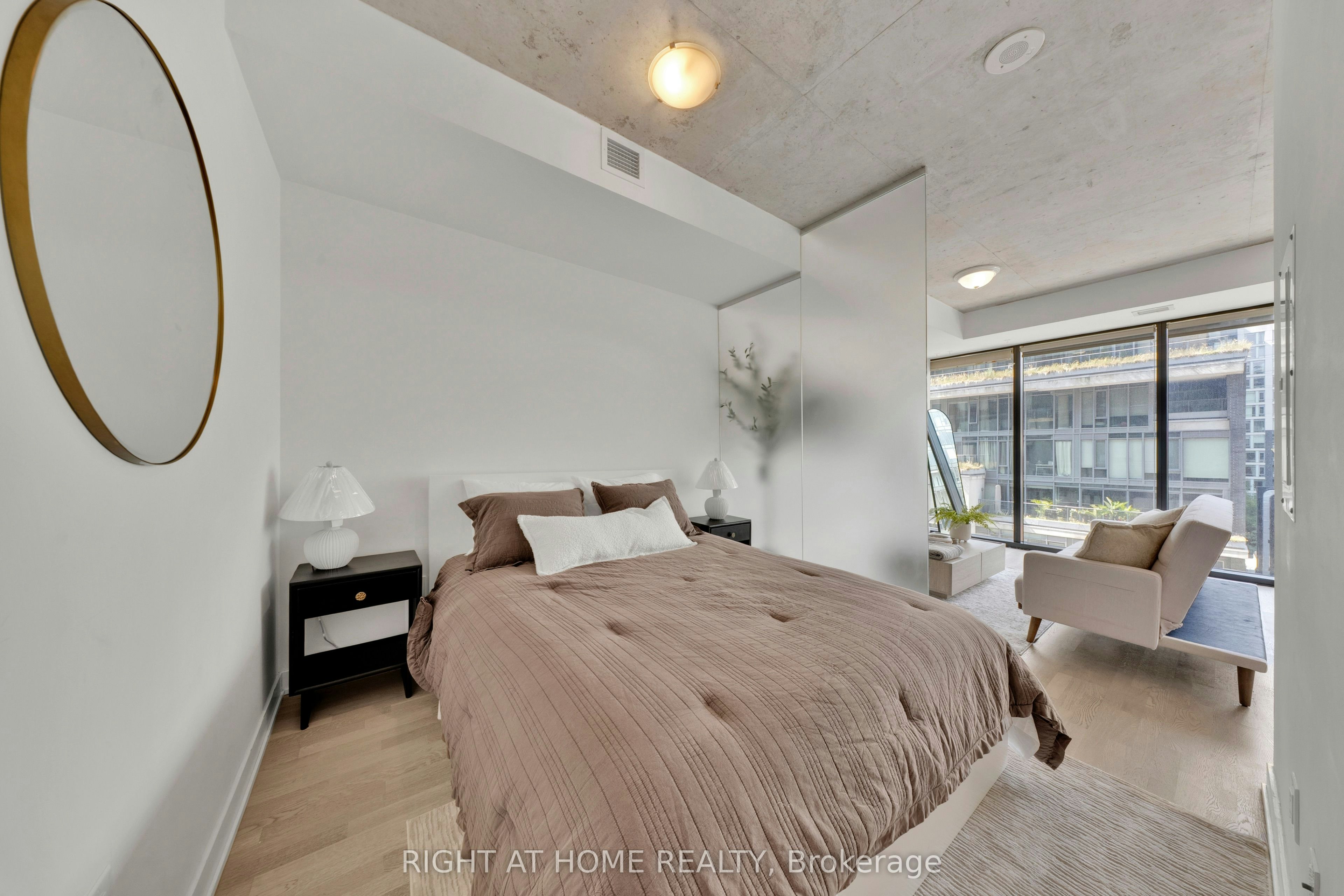625-629 King Street W, Toronto, ON, M5V 1M5 - 18