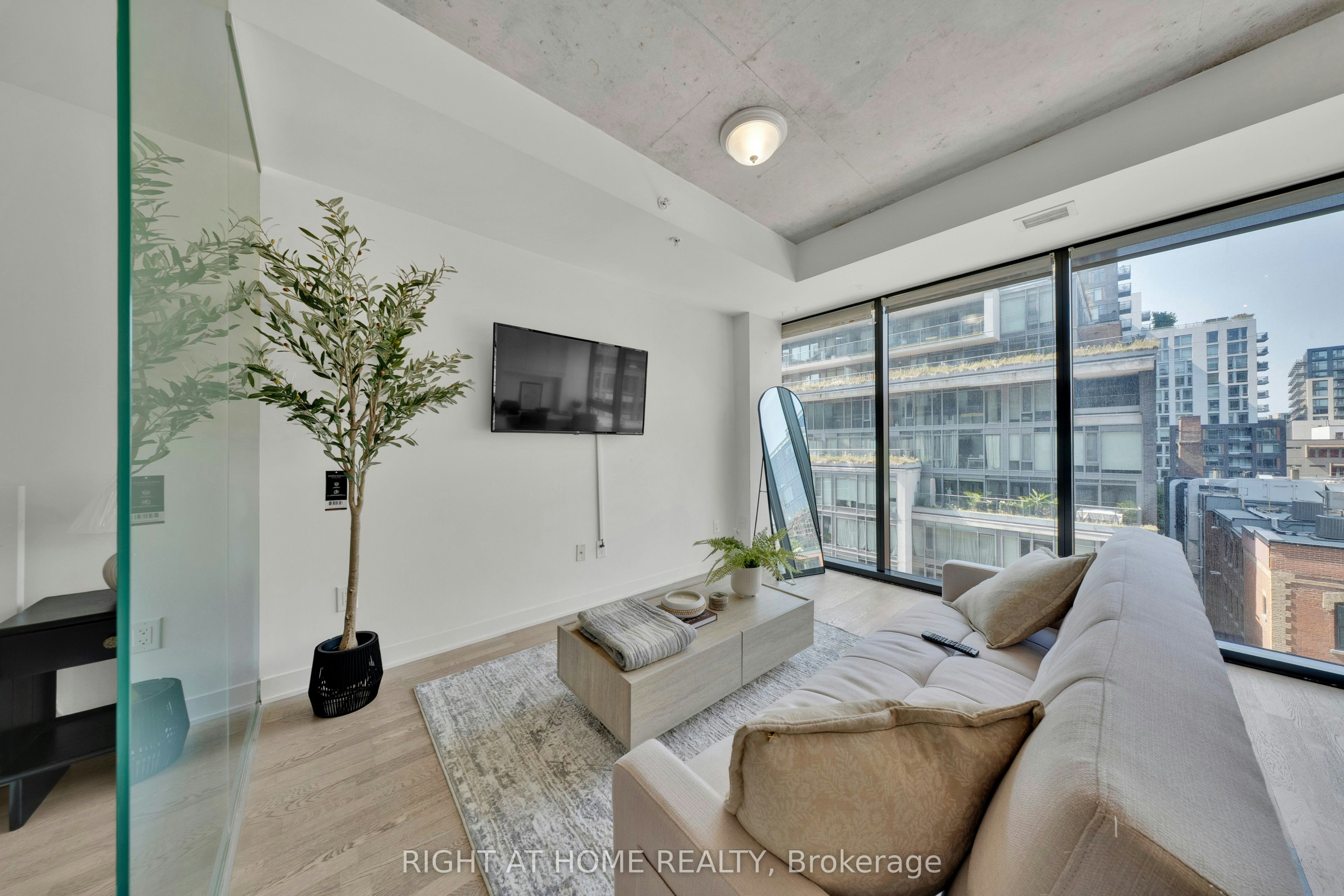 625-629 King Street W, Toronto, ON, M5V 1M5 - 12