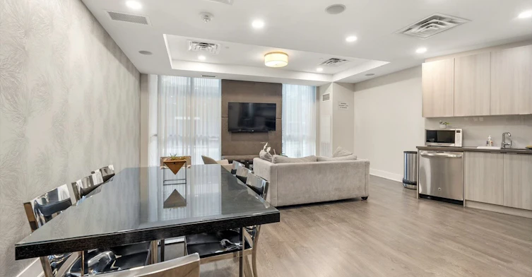 710-50 Bruyeres Mews, Toronto, ON, M5V 0H8 - 23