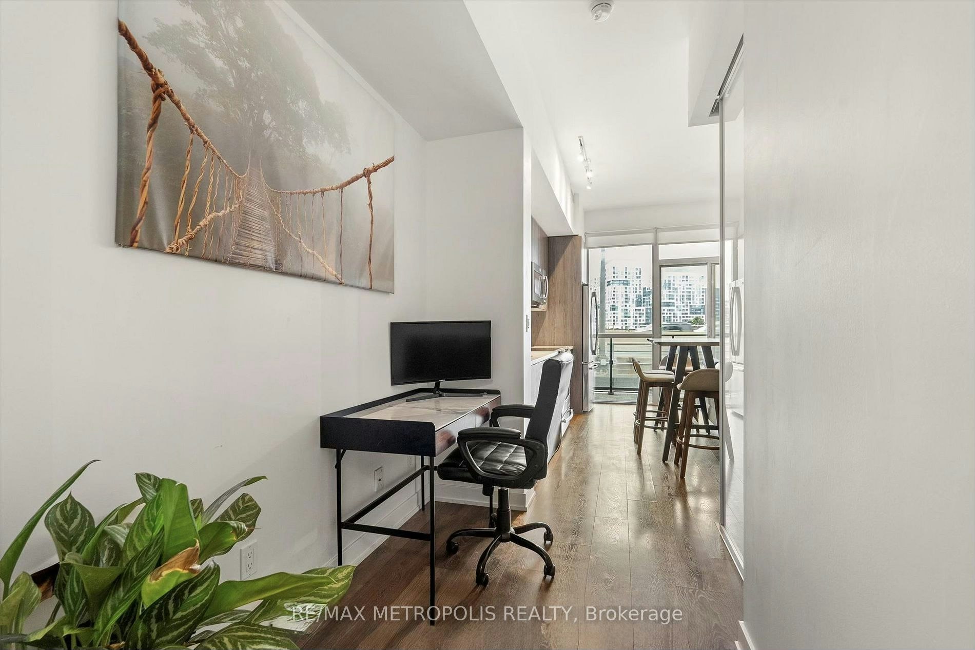 710-50 Bruyeres Mews, Toronto, ON, M5V 0H8 - 6
