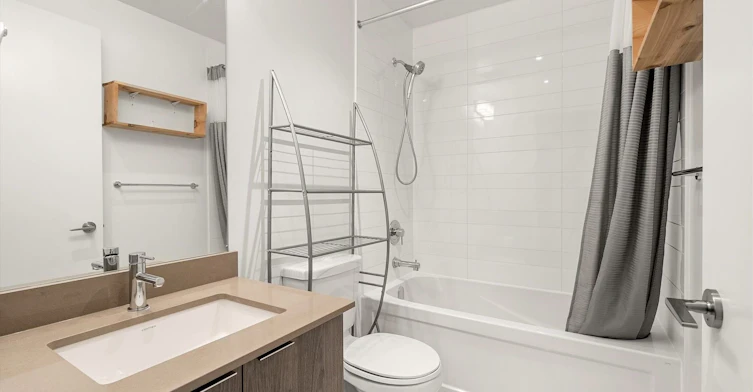 710-50 Bruyeres Mews, Toronto, ON, M5V 0H8 - 14