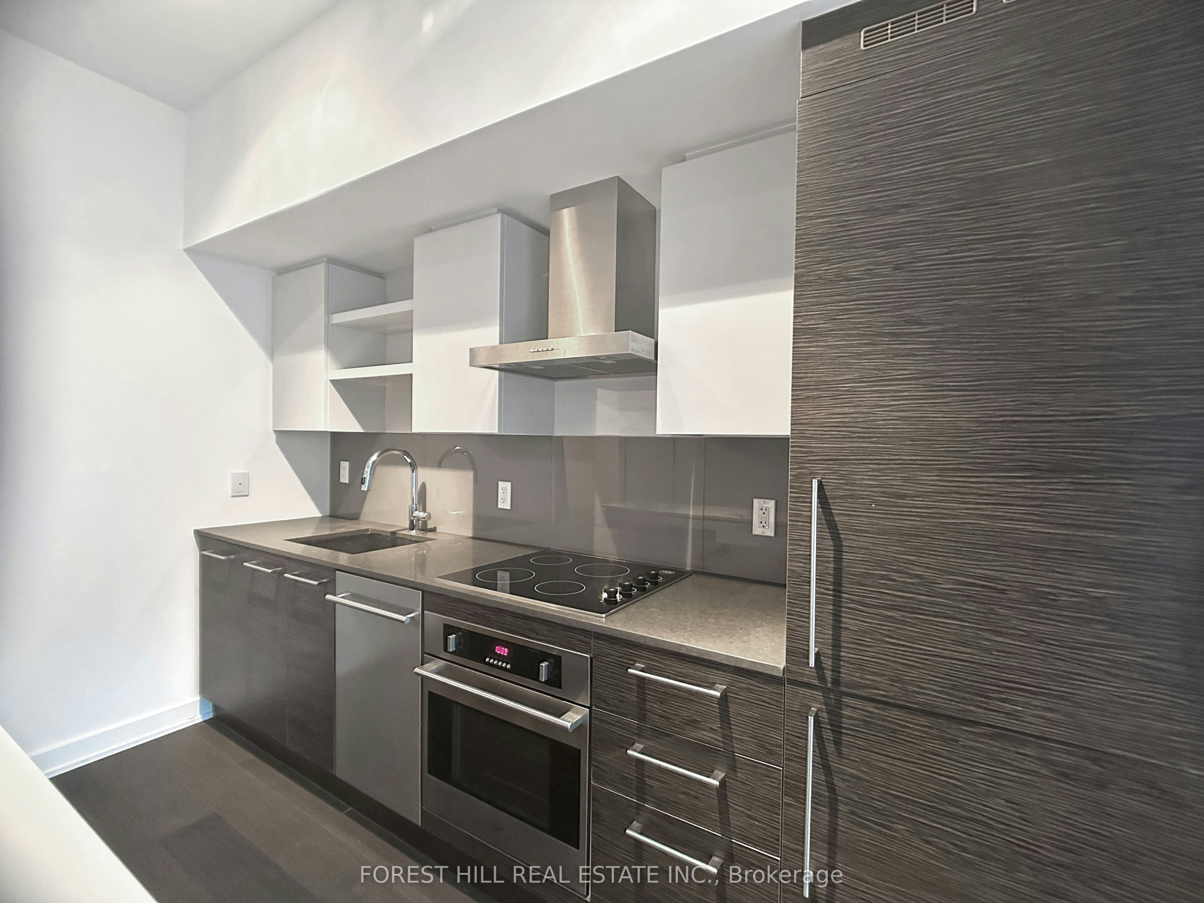 Ph15-1030 King Street W, Toronto, ON, M6K 3N3 - 4