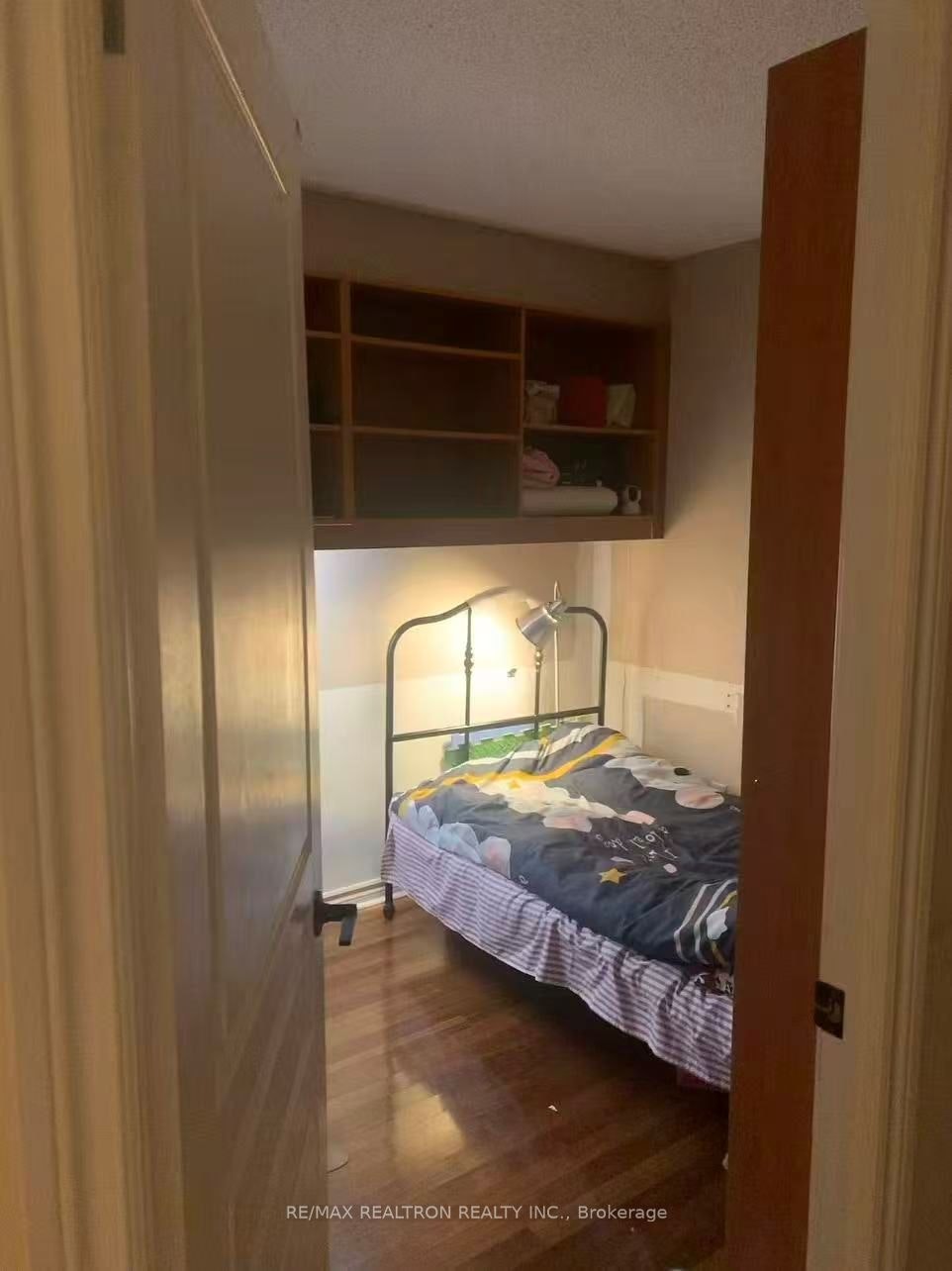 1503 (Den)-801 Bay Street, Toronto, ON, M5S 1Y9 - 3