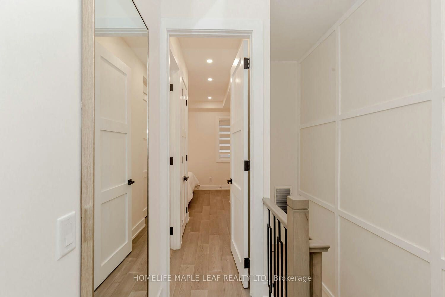 56 St Nicholas Street, Toronto, ON, M4Y 1W7 - 13