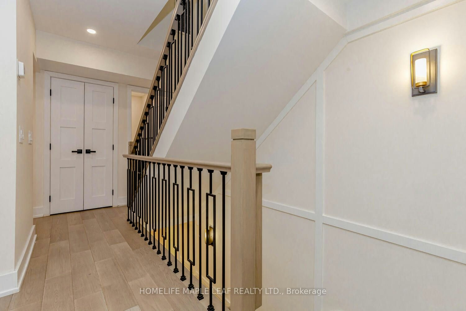 56 St Nicholas Street, Toronto, ON, M4Y 1W7 - 4