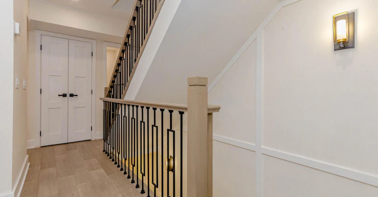 56 St Nicholas Street, Toronto, ON, M4Y 1W7 - 4