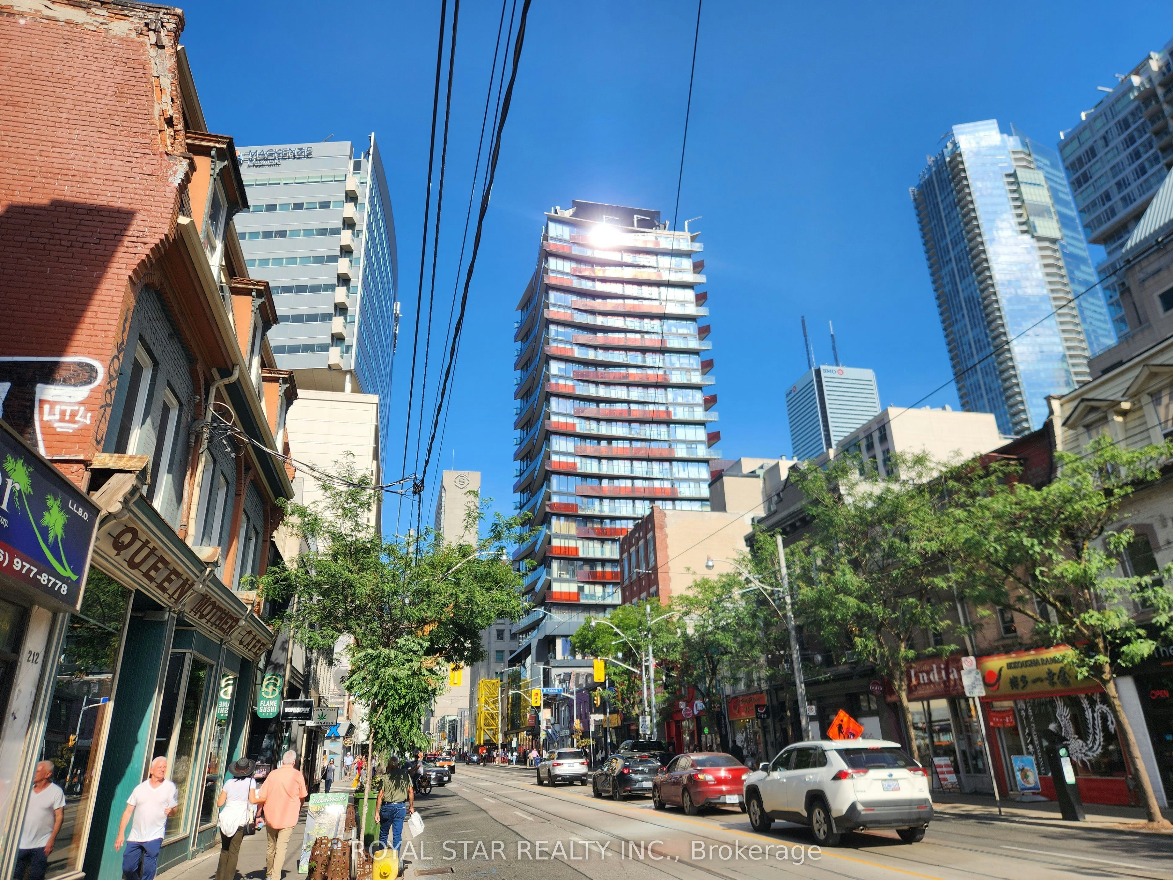 601-215 Queen Street W, Toronto, ON, M5V 0P5 - 2