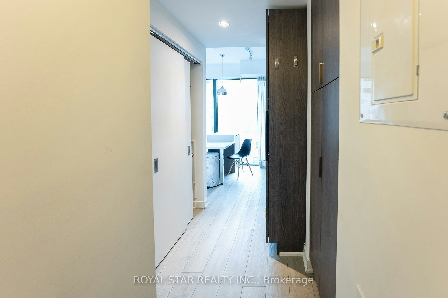 601-215 Queen Street W, Toronto, ON, M5V 0P5 - 18