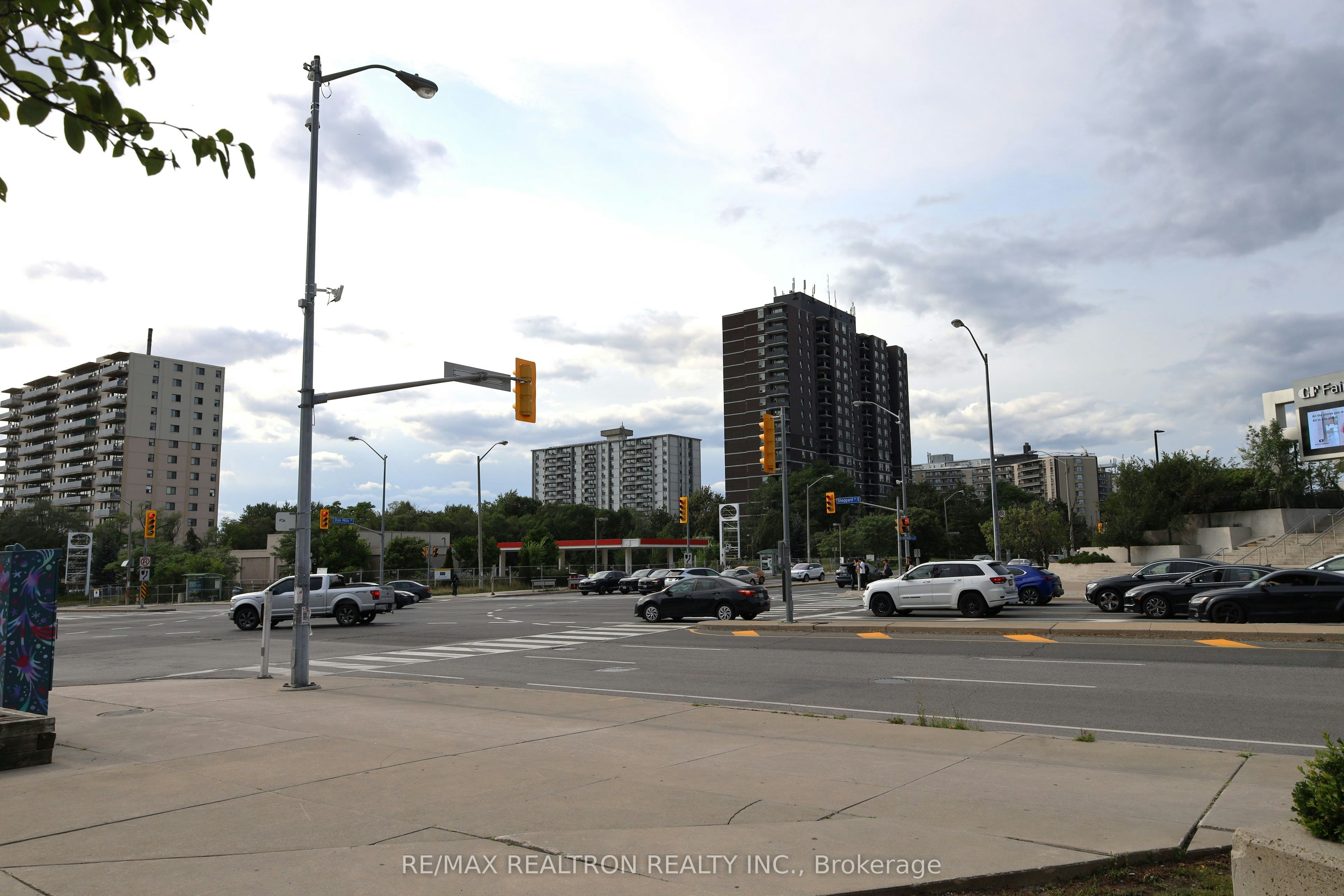 2601-66 Forest Manor Road, Toronto, ON, M2J 0B7 - 27