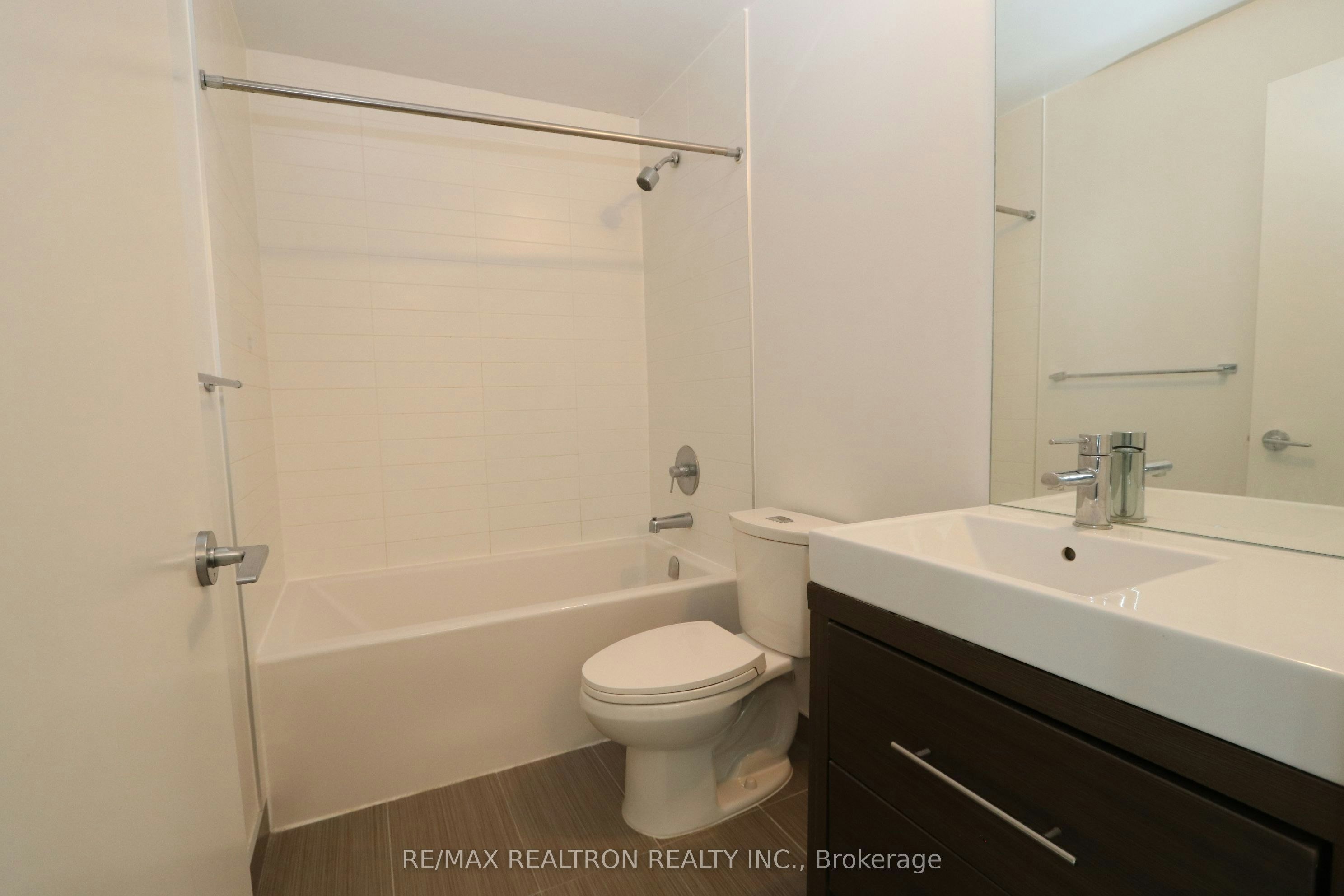 2601-66 Forest Manor Road, Toronto, ON, M2J 0B7 - 18