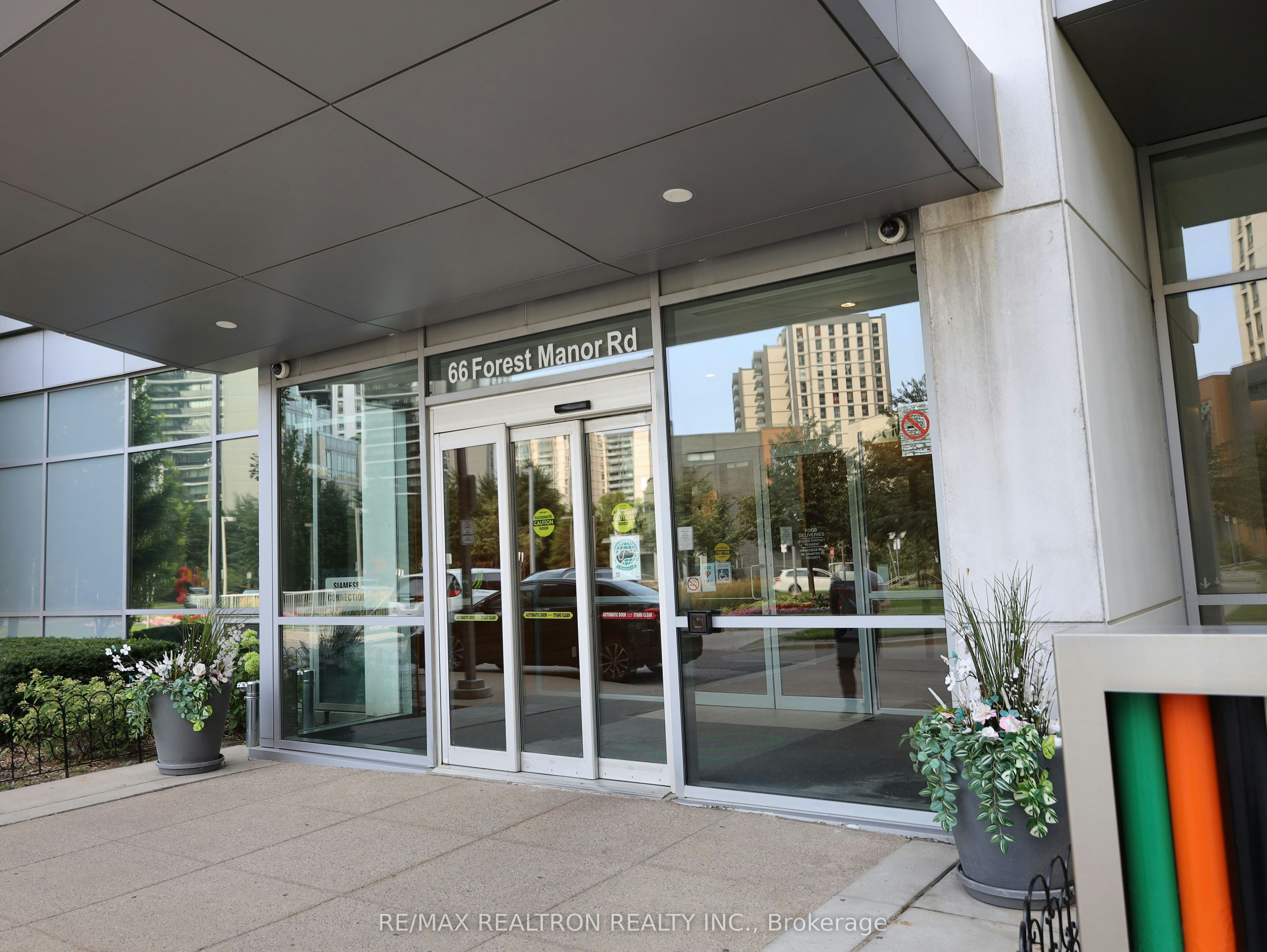 2601-66 Forest Manor Road, Toronto, ON, M2J 0B7 - 4