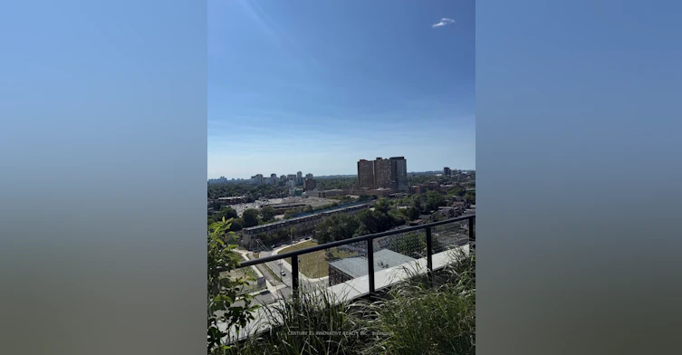 615-181 Sterling Road, Toronto, ON, M6R 2B2 - 37