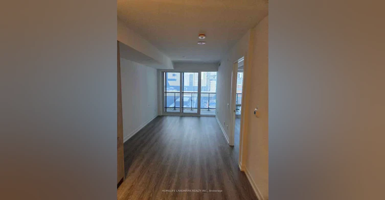 1002-771 Yonge Street W, Toronto, ON, M4W 2G4 - 2