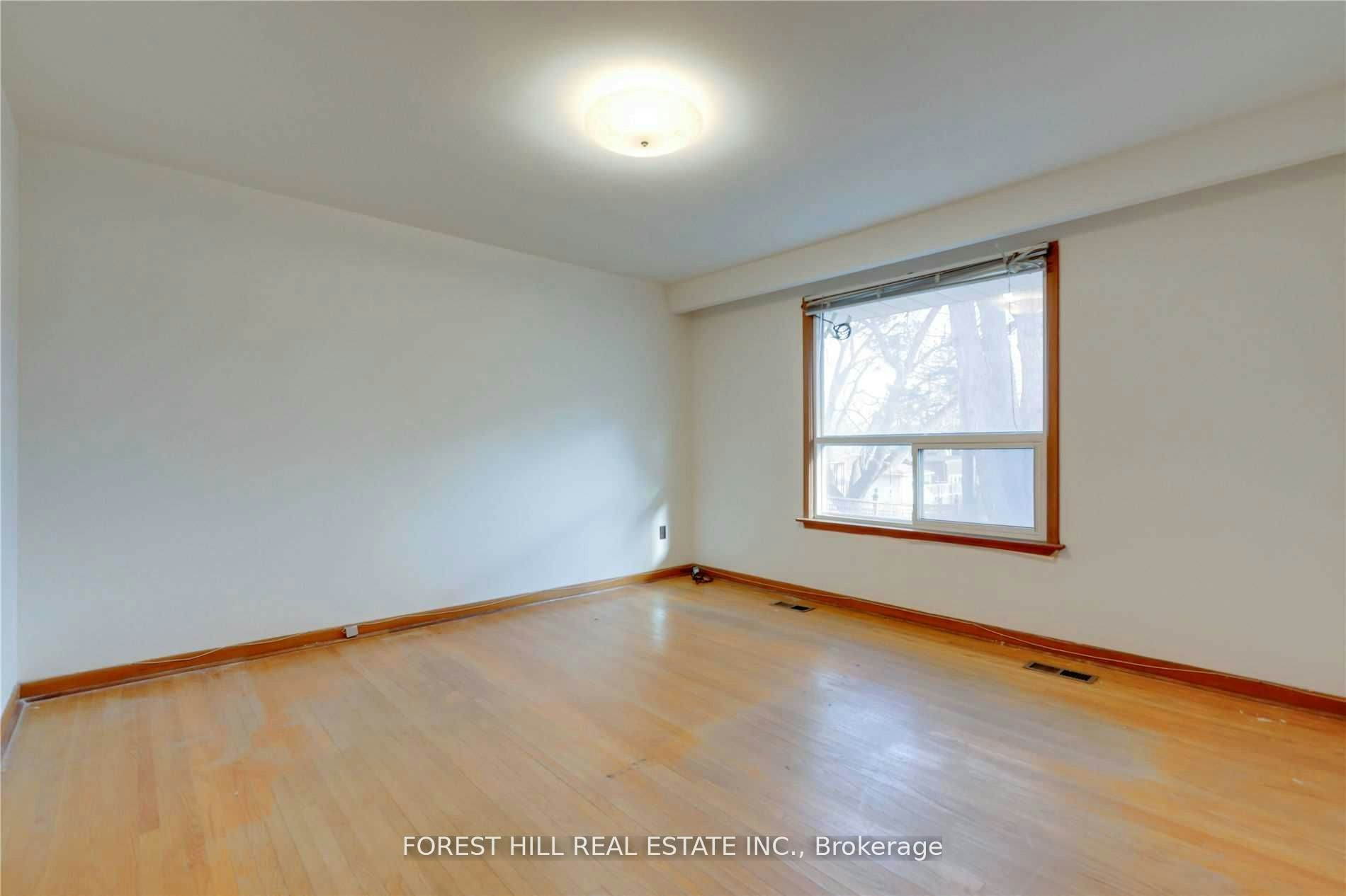 Main-61 Bryant Street, Toronto, ON, M3H 5A5 - 17