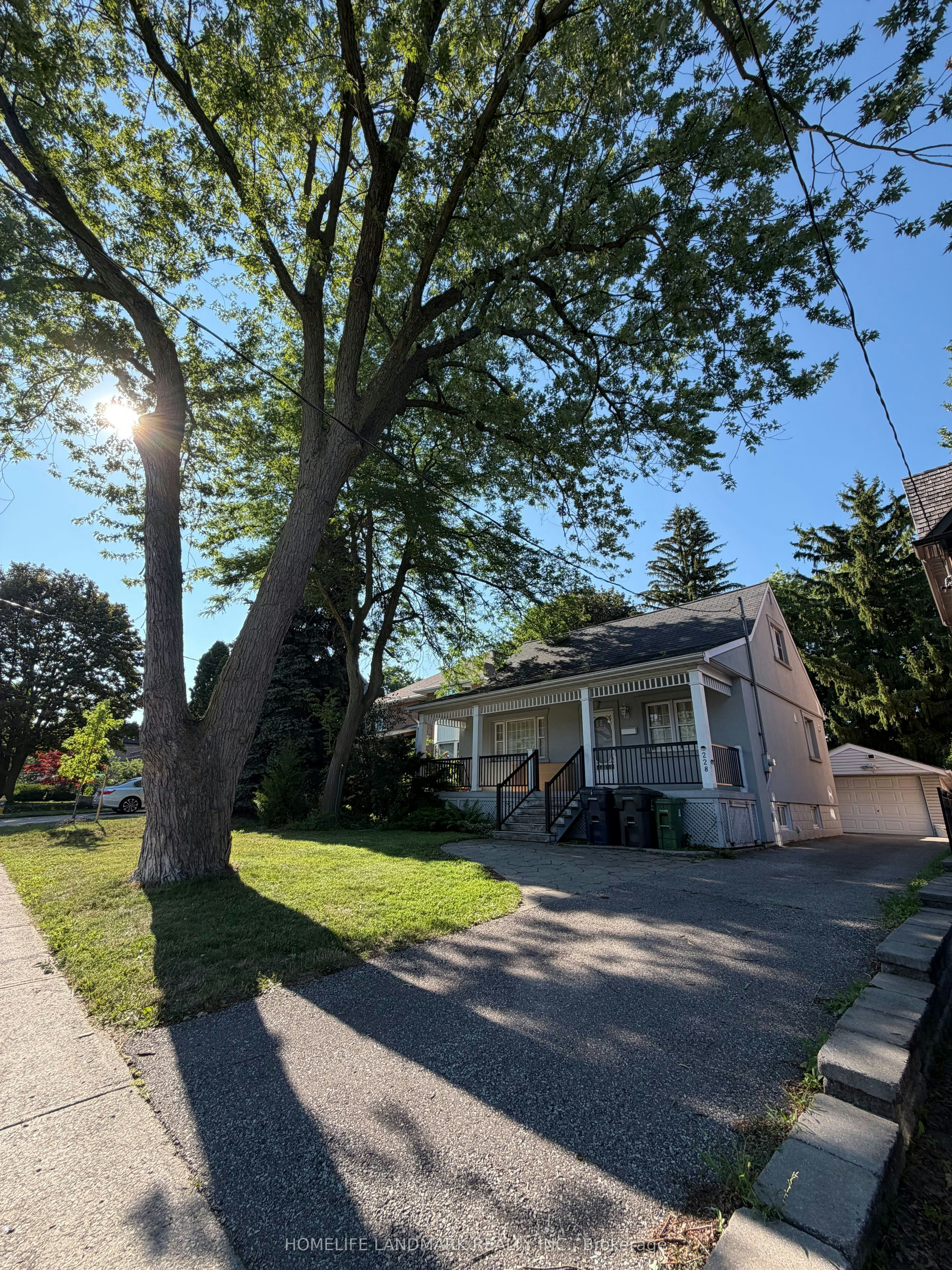 228 Hollywood Avenue, Toronto, ON, M2N 3K6