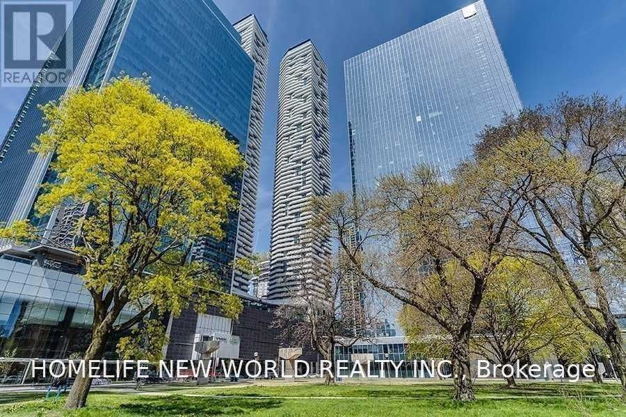 3005-100 Harbour Street, Toronto, ON, M5J 2T5 - 17