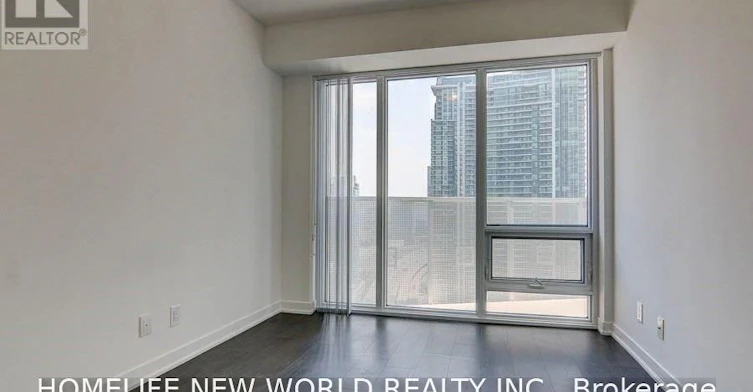 3005-100 Harbour Street, Toronto, ON, M5J 2T5 - 10