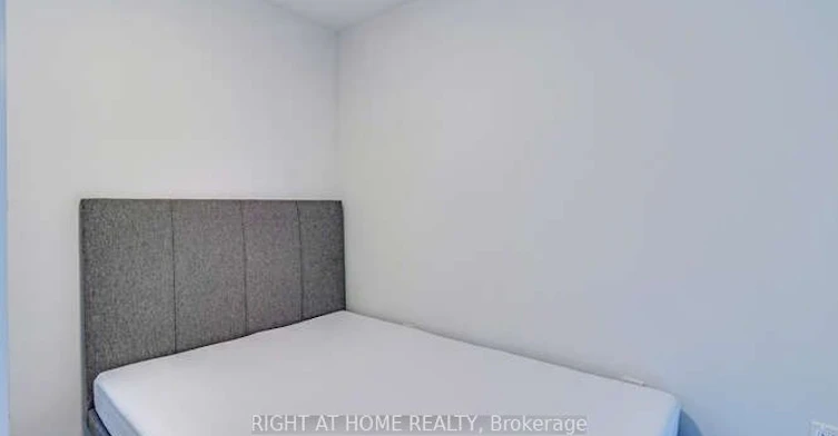 321-77 Mutual Street, Toronto, ON, M5B 0B9 - 26