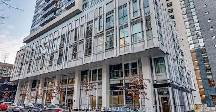 321-77 Mutual Street, Toronto, ON, M5B 0B9