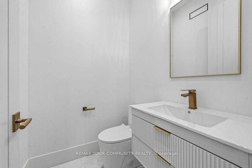 Aurelia Suite-217 Churchill Avenue, Toronto, ON, M2R 1E2 - 10