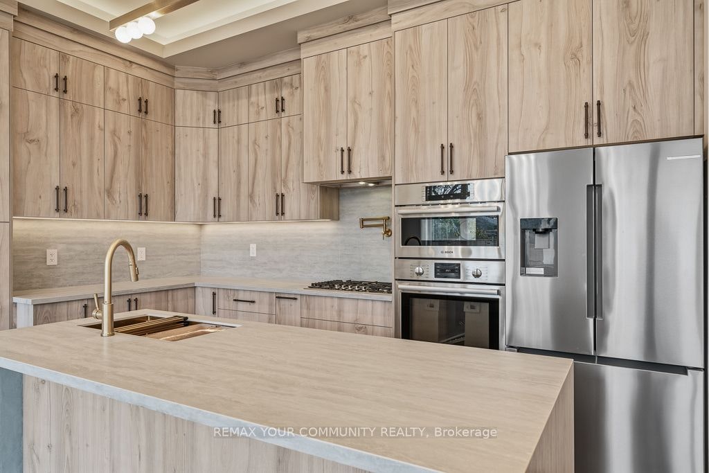 Aurelia Suite-217 Churchill Avenue, Toronto, ON, M2R 1E2 - 7