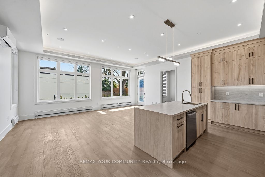 Aurelia Suite-217 Churchill Avenue, Toronto, ON, M2R 1E2 - 4