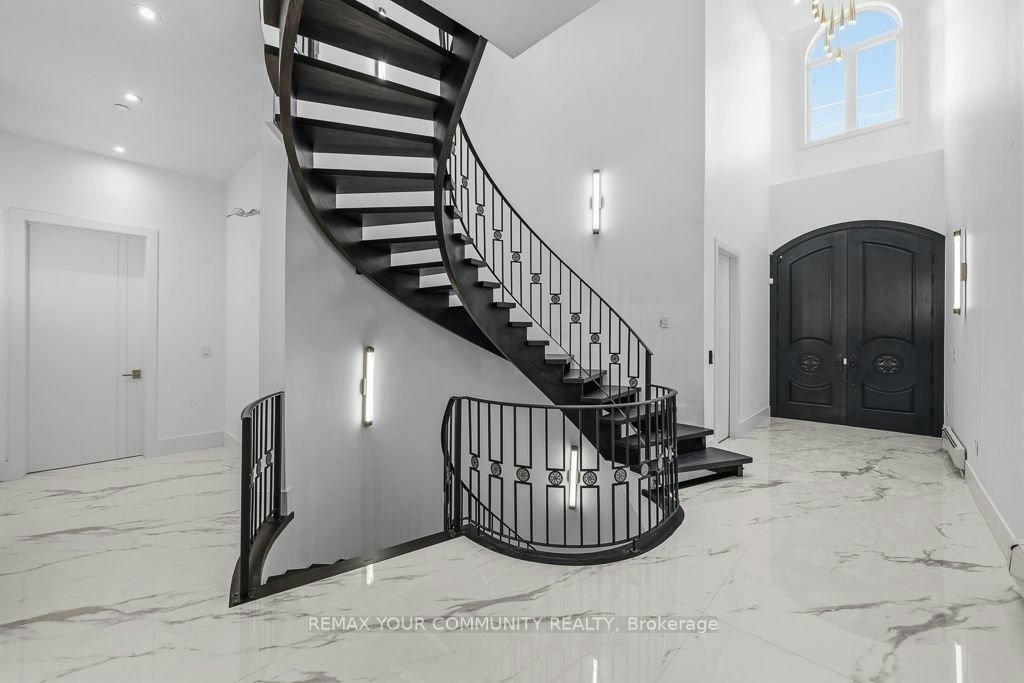 Aurelia Suite-217 Churchill Avenue, Toronto, ON, M2R 1E2 - 3
