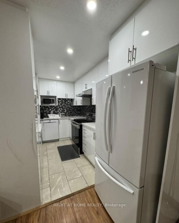 149-165 Cherokee Boulevard, Toronto, ON, M2J 4T7 - 10