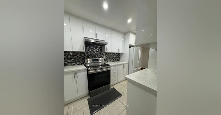 149-165 Cherokee Boulevard, Toronto, ON, M2J 4T7 - 9