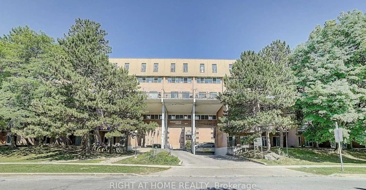 149-165 GF Cherokee Boulevard, Toronto, ON, M2J 4T7 - 4