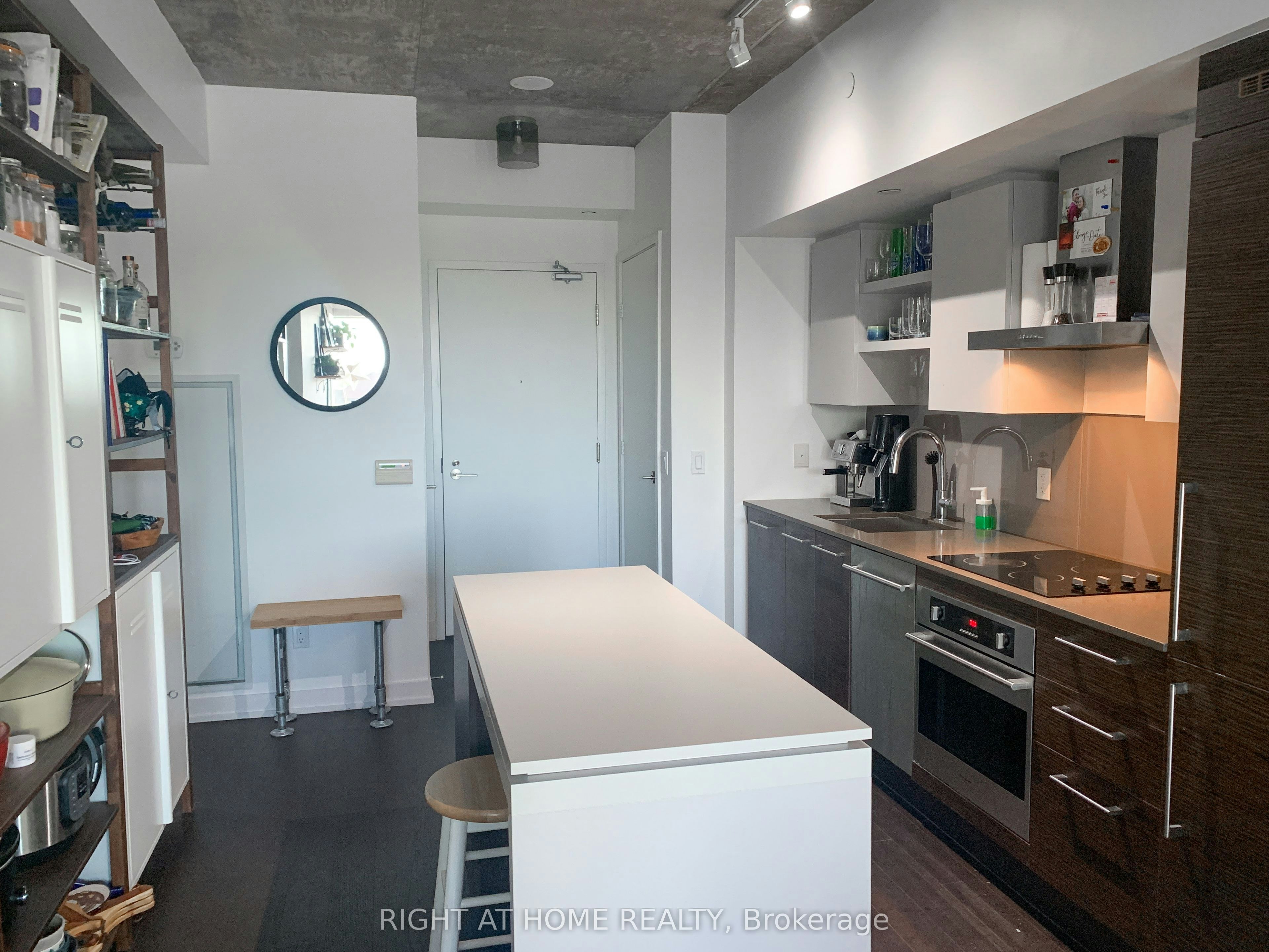 834-1030 King Street W, Toronto, ON, M6K 3N3 - 4