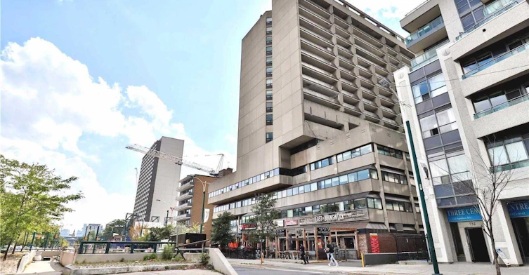 1606-720 Spadina Avenue, Toronto, ON, M5S 2T9