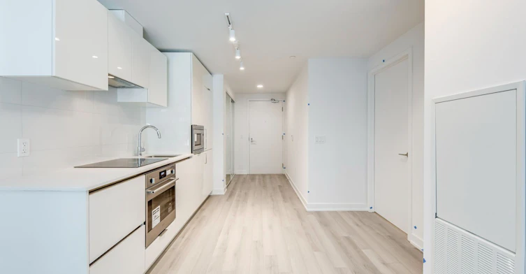 1327-230 Simcoe Street, Toronto, ON, M5T 0G7 - 8