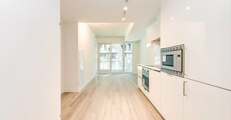 1327-230 Simcoe Street, Toronto, ON, M5T 0G7 - 3