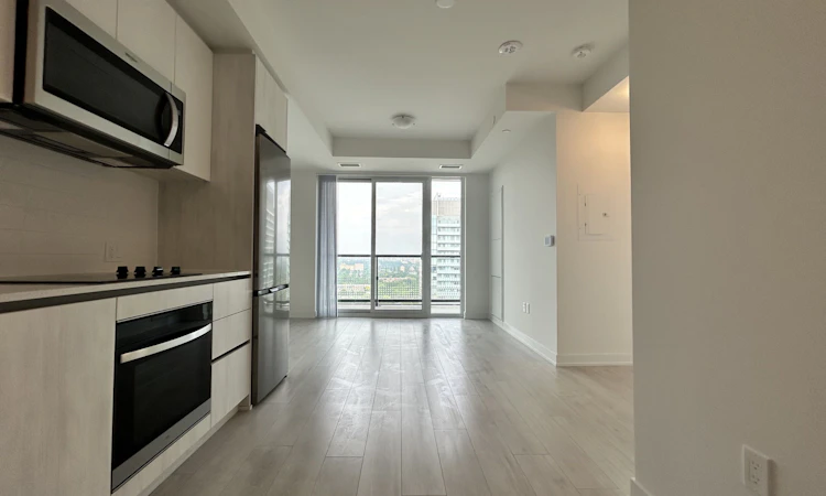 3112-5858 Yonge Street