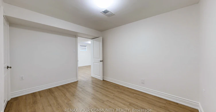 135 Searle Avenue, Toronto, ON, M3H 4B1 - 37