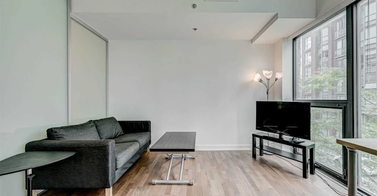 310-15 Beverley Street, Toronto, ON, M5T 1X8 - 11