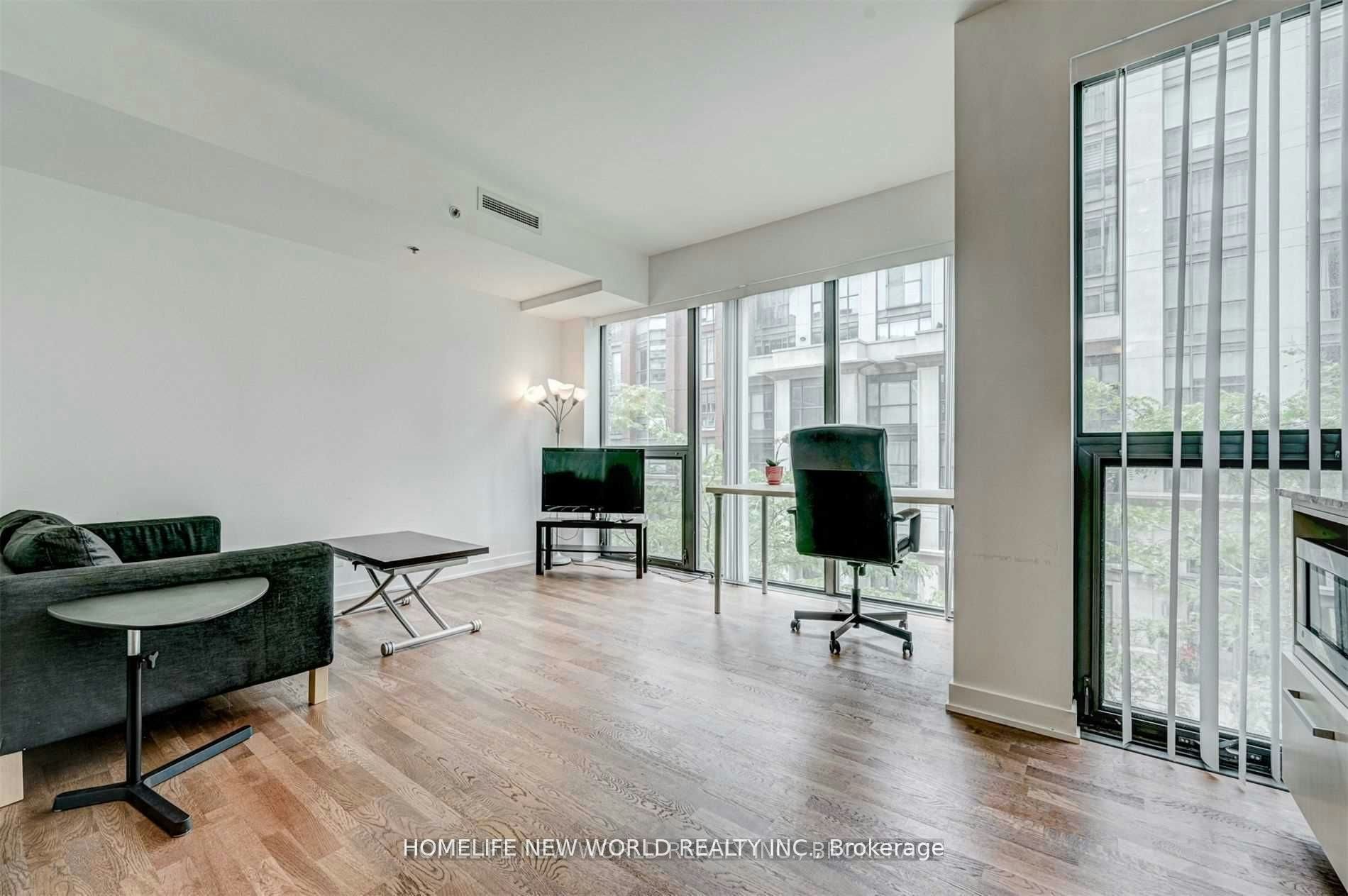 310-15 Beverley Street, Toronto, ON, M5T 1X8 - 2