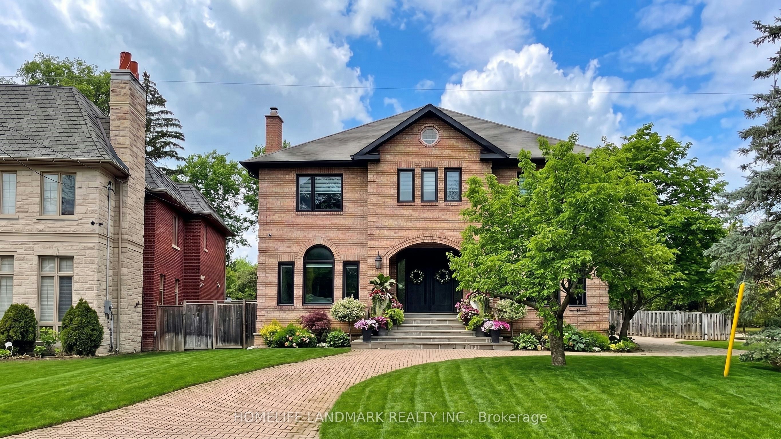 20 Blaine Drive, Toronto, ON, M3B 2G4