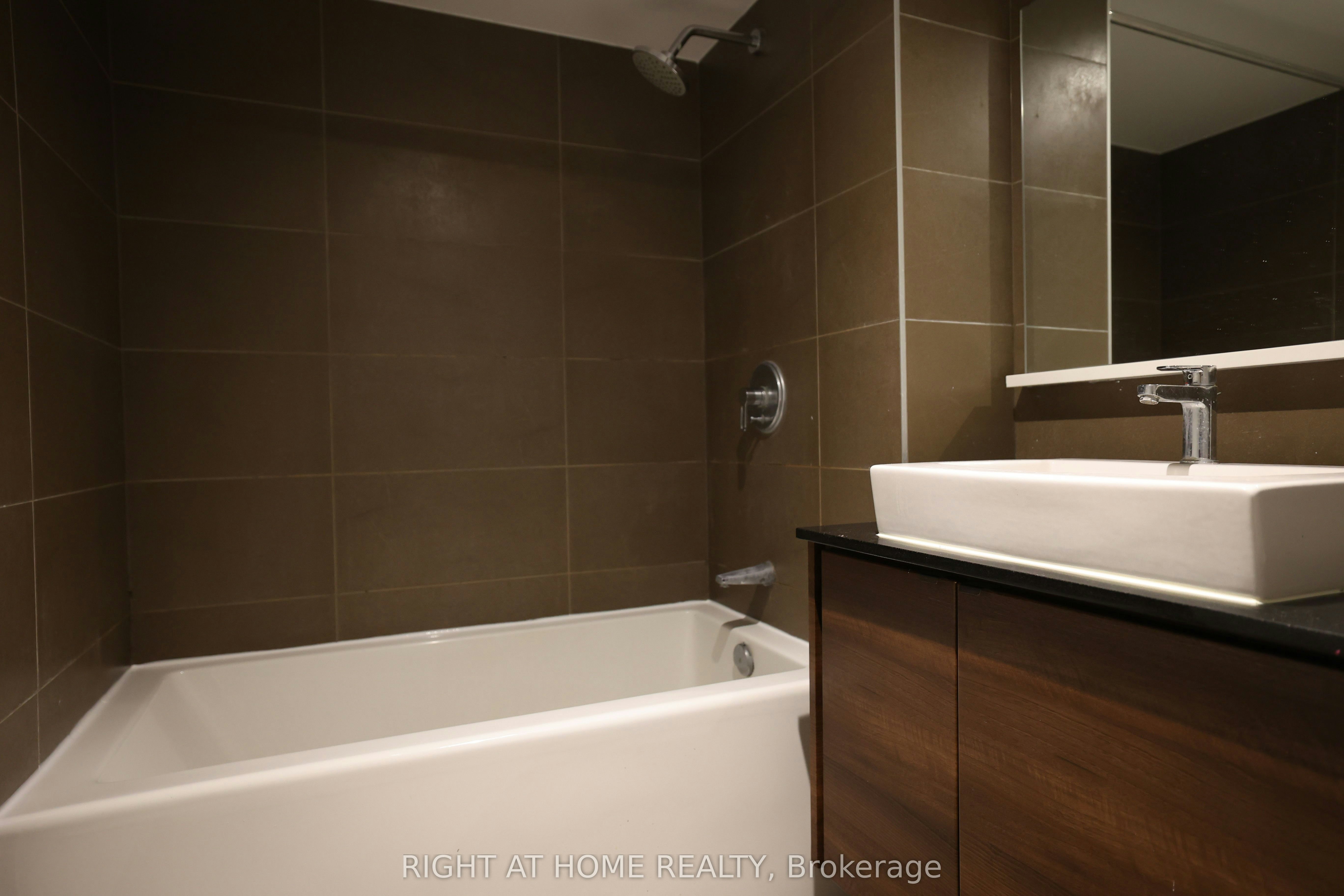 308-72 Esther Shiner Boulevard, Toronto, ON, M2K 0C4 - 10